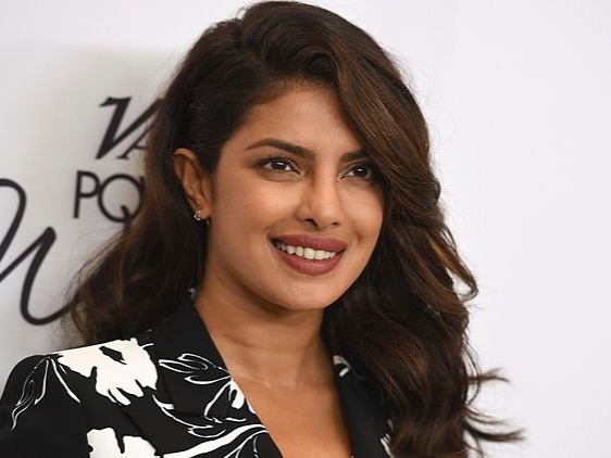 Priyanka Chopra (pronounced [prÉªËˆjaËÅ‹kaË ËˆtÊƒoËpÉ½aË];[2] born 18 July 1982) is an Indian actress, singer, film producer,...